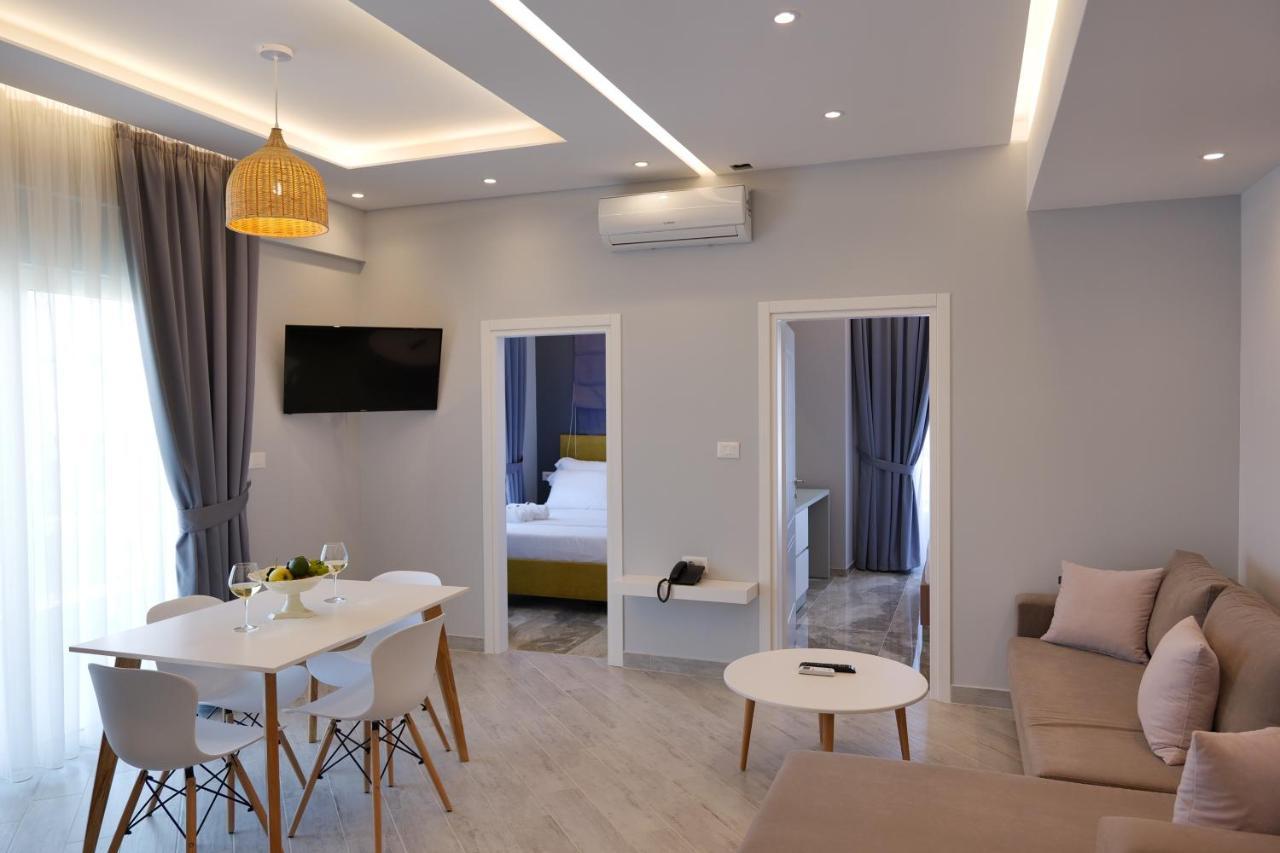 Blue Water Hotel Ksamil Exterior photo
