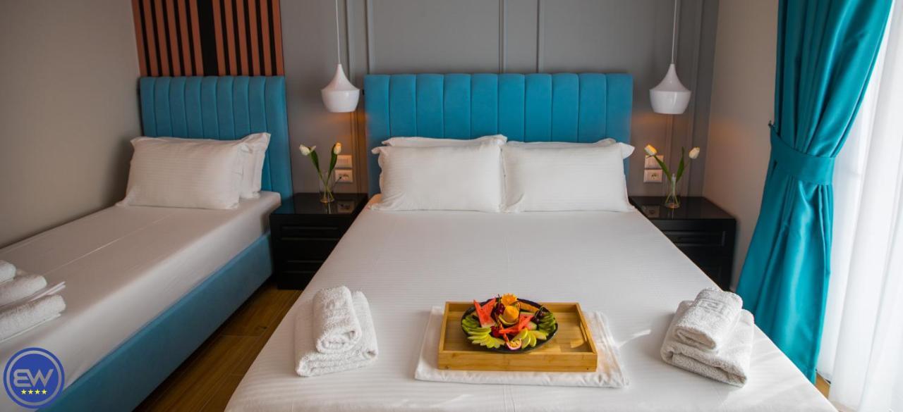 Blue Water Hotel Ksamil Exterior photo